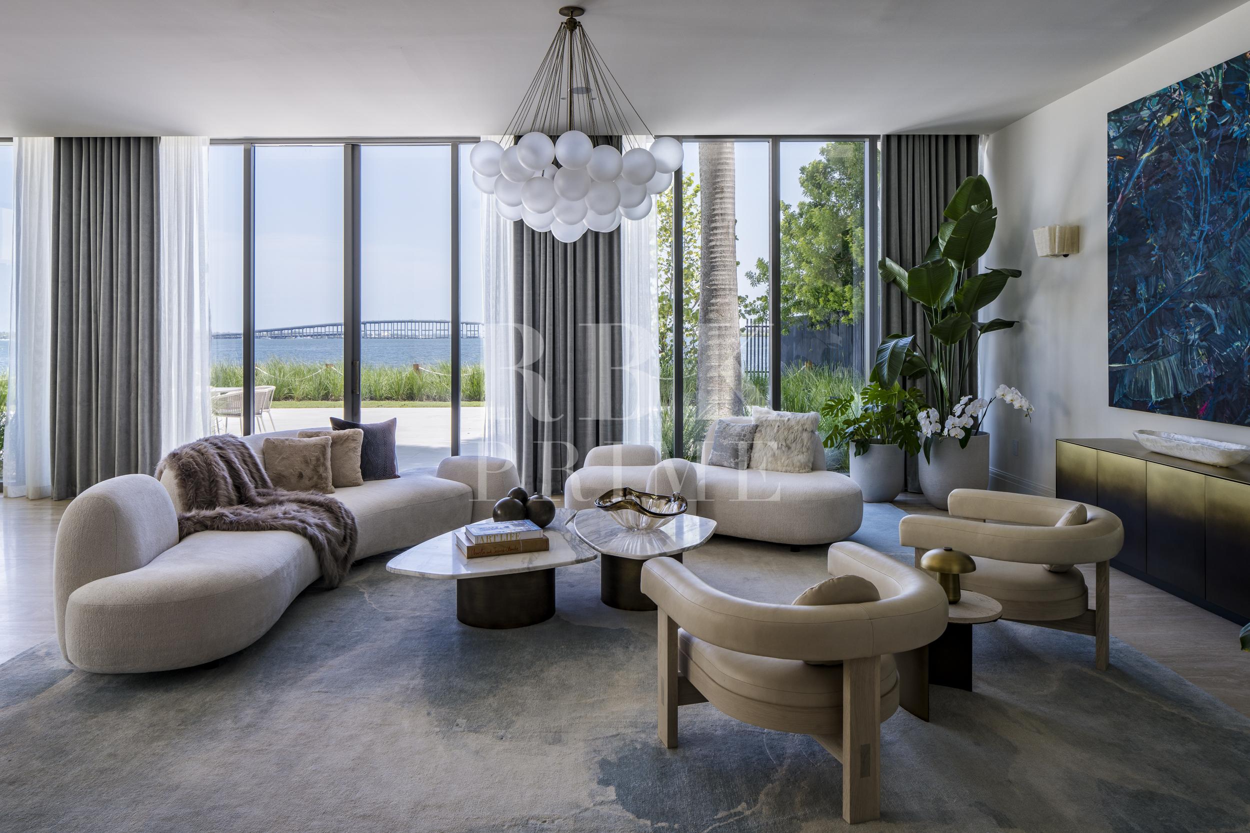 Promoción de pisos de lujo de obra nueva en venta en Miami