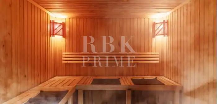 Promotion of new-build luxury apartments for sale in Dubai
