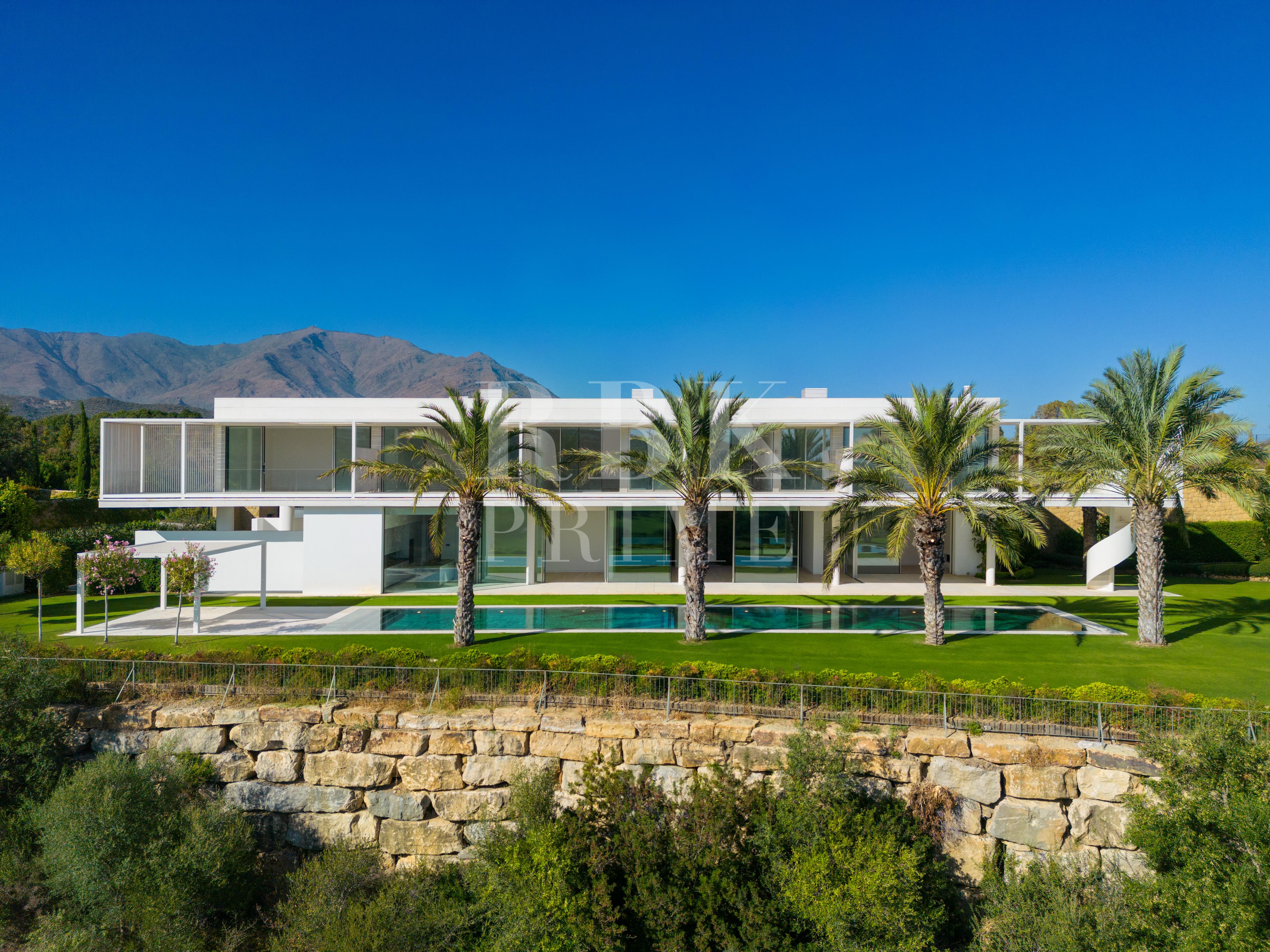 Promotion of golf-front villas for sale in Casares, Malaga