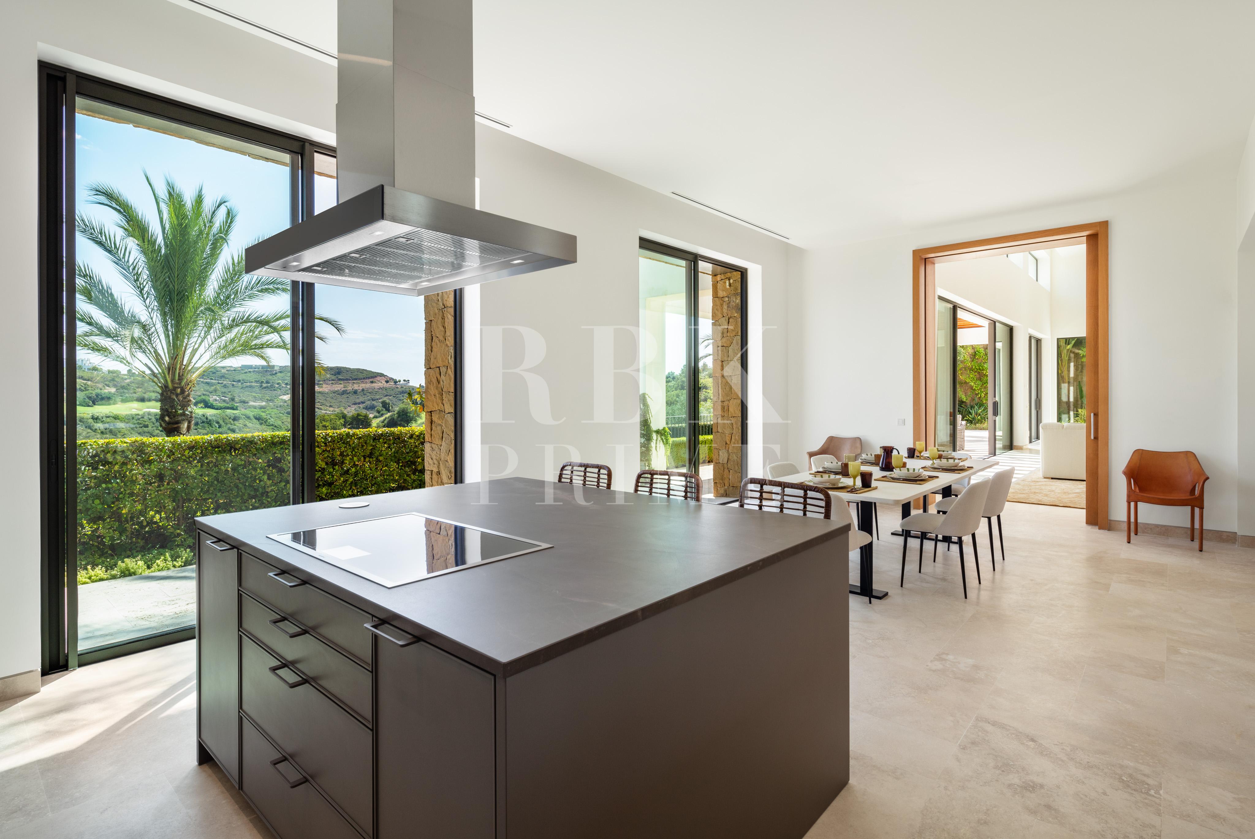 Förderung von Golfvillen zum Verkauf in Casares Málaga