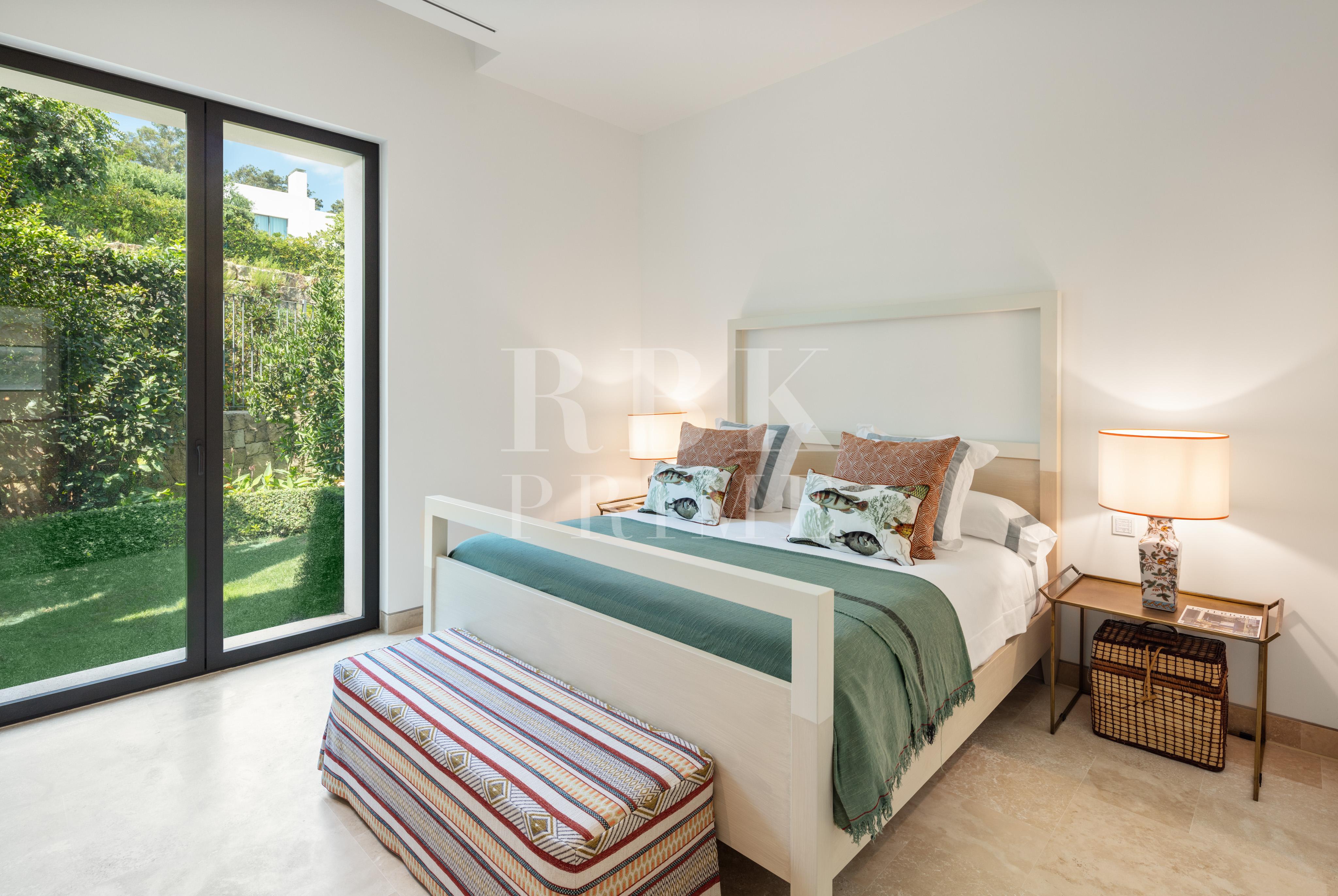 Förderung von Golfvillen zum Verkauf in Casares Málaga