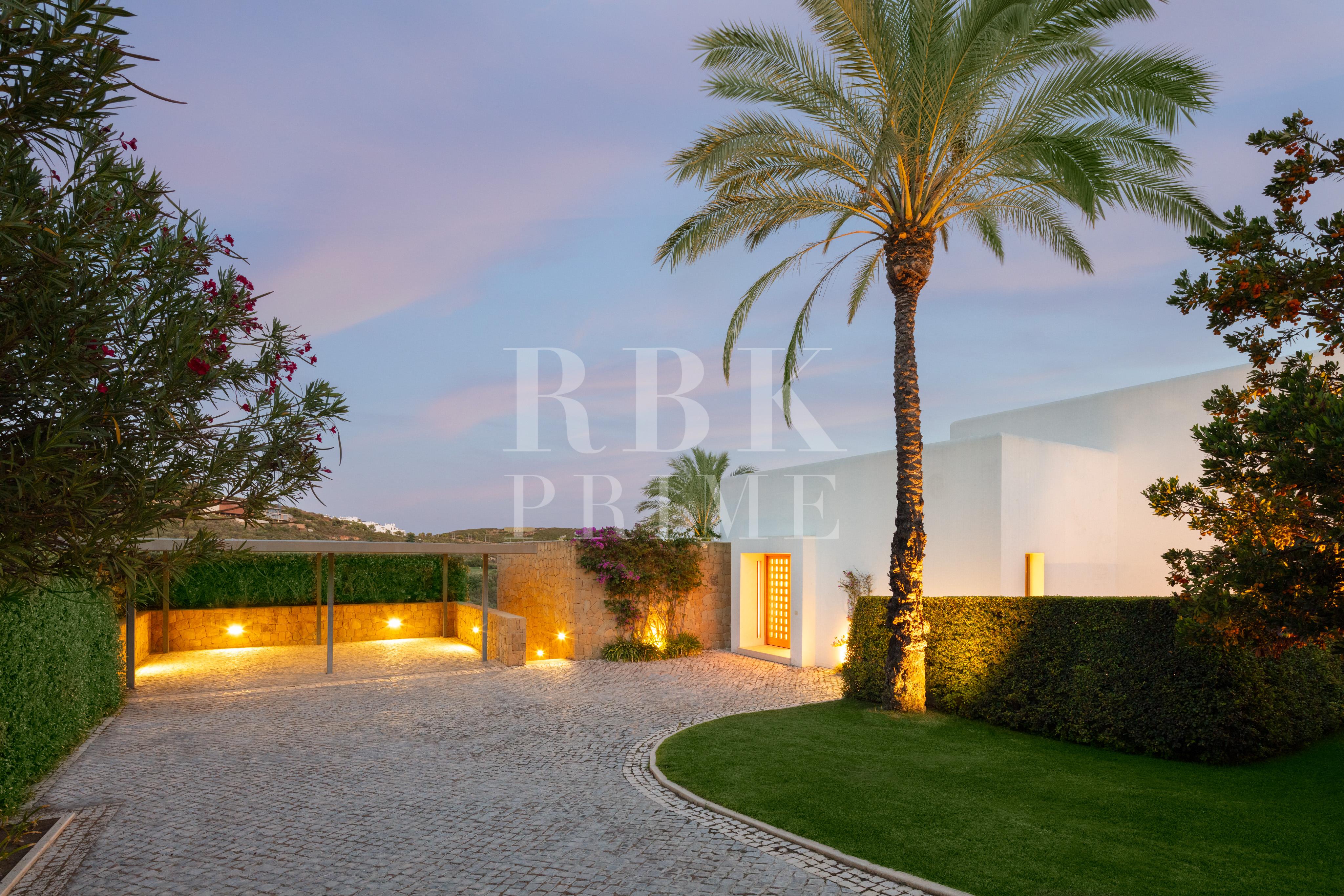 Förderung von Golfvillen zum Verkauf in Casares Málaga