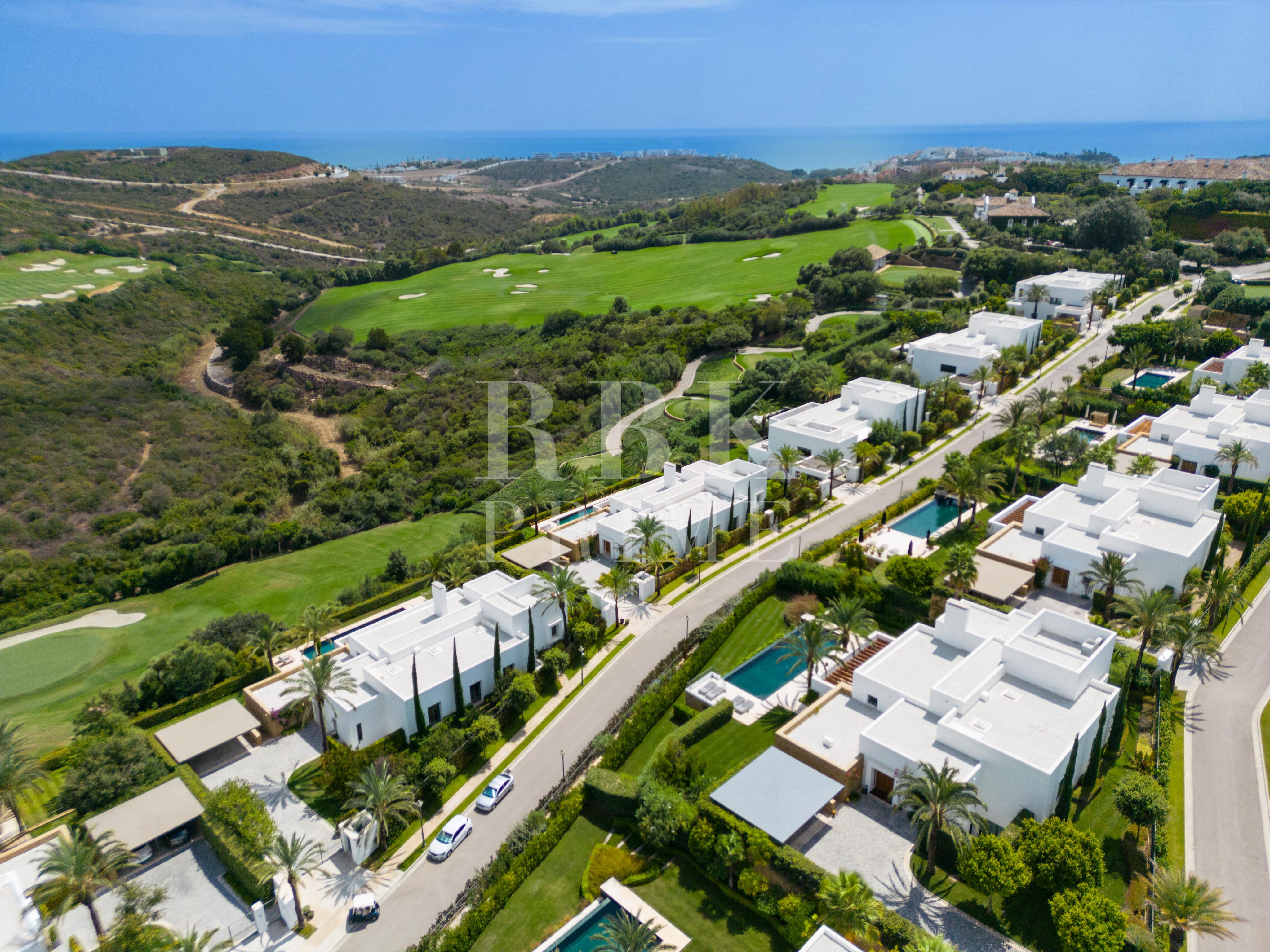 Förderung von Golfvillen zum Verkauf in Casares Málaga