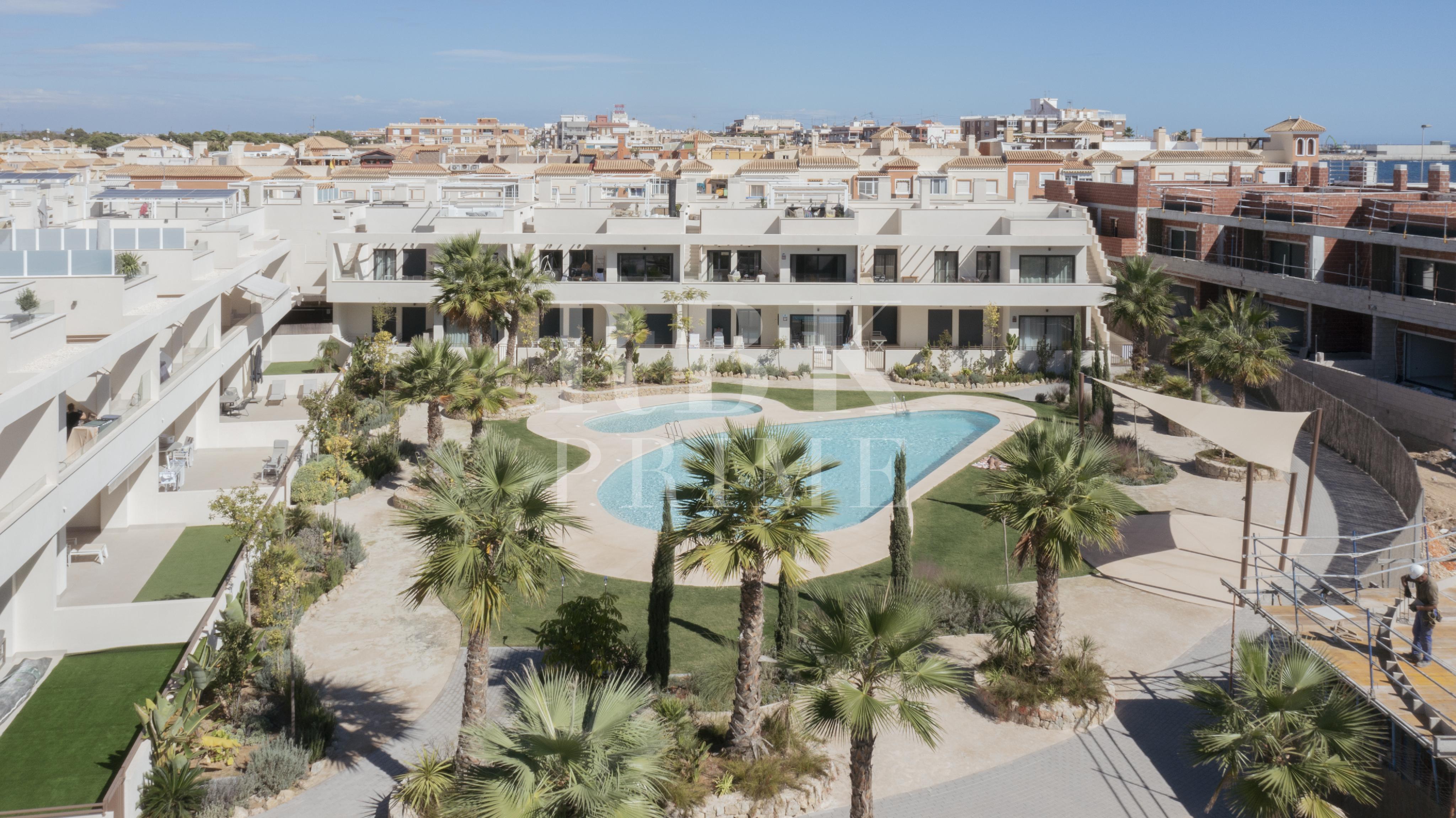 New development for sale in Torrevieja near the sea