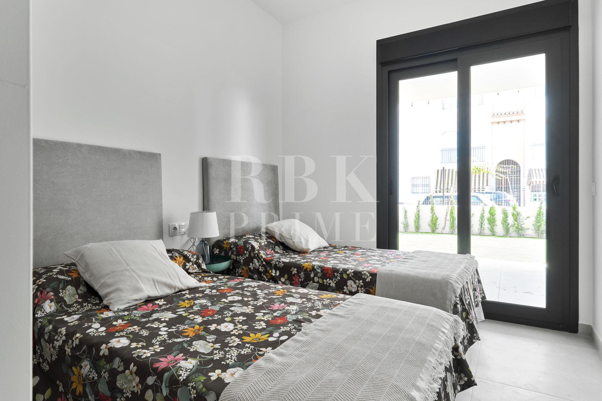 New development for sale in Torrevieja near the sea