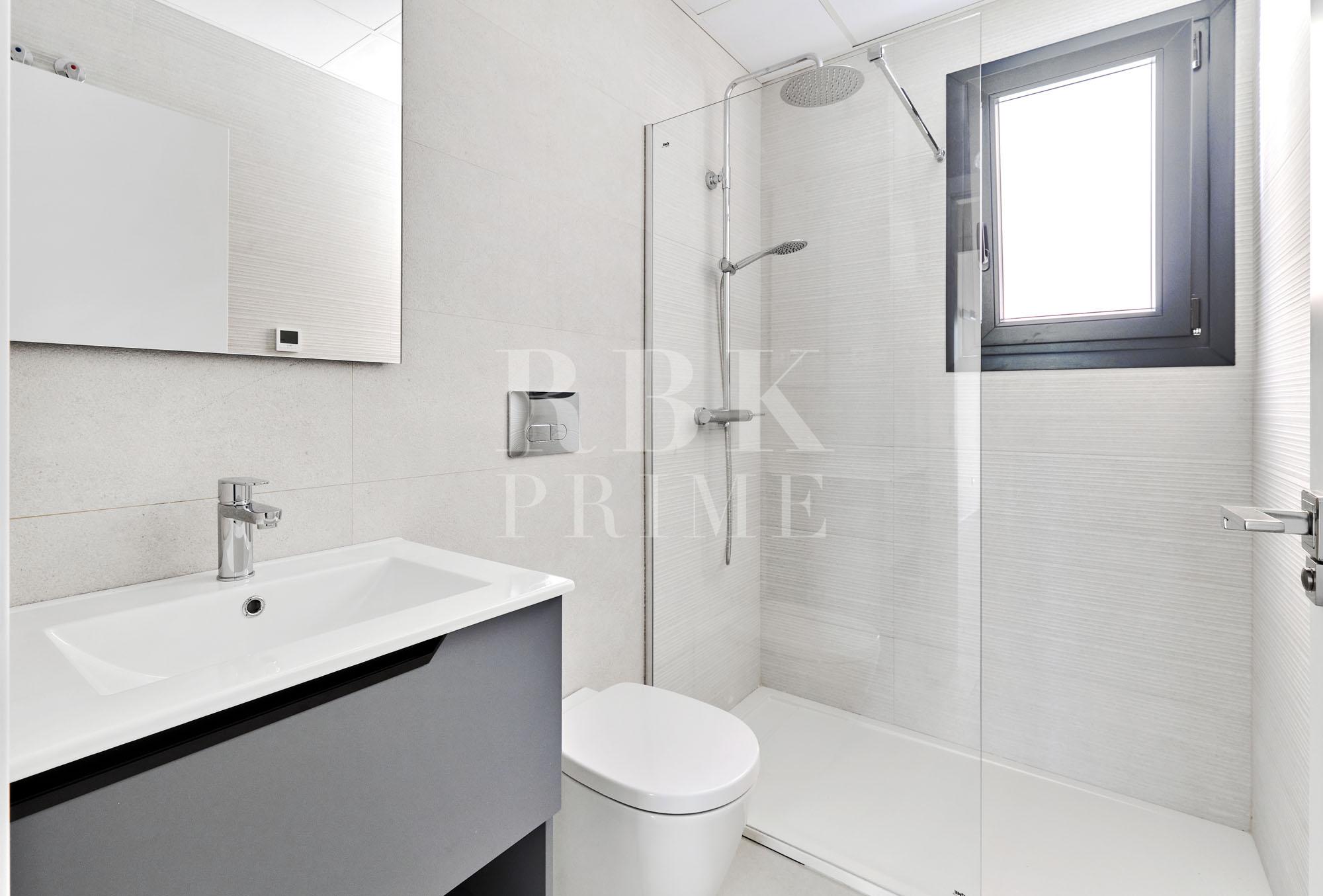 New development for sale in Torrevieja near the sea