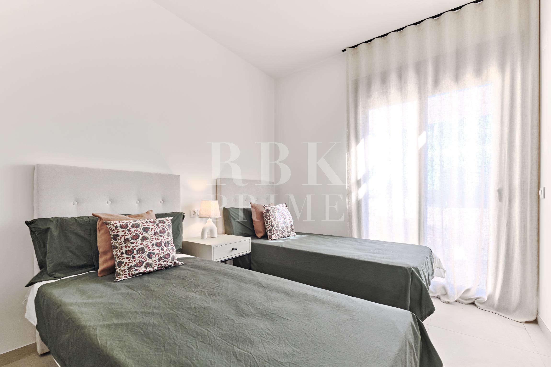 New development for sale in Torrevieja near the sea